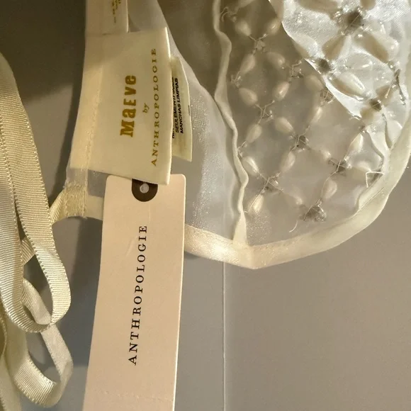 Anthropologie Cream Beaded Puff-Sleeve Crop Top - Picture 4 of 4